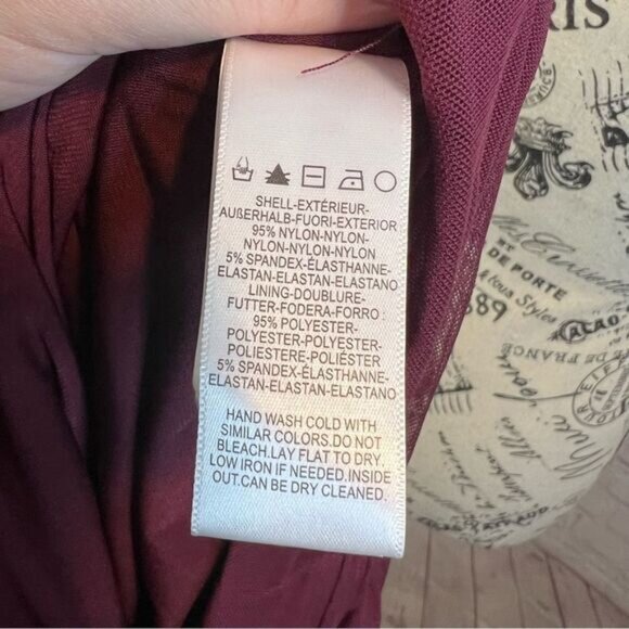 Dress the Population Dawn Plunging-Neck High-Slit Gown size large - Picture 8 of 10